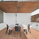 Lido Retreat
