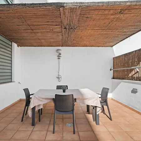 Lido Retreat